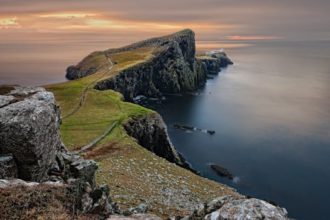 Travel alone and explore the natural landscapes of Scotland, Highlands, Loch Ness, hiking, castles, landscapes